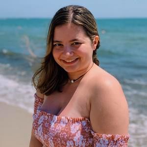 Meet your Posher, Alyssa